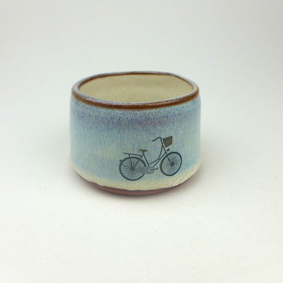bike and basket tea light pot
